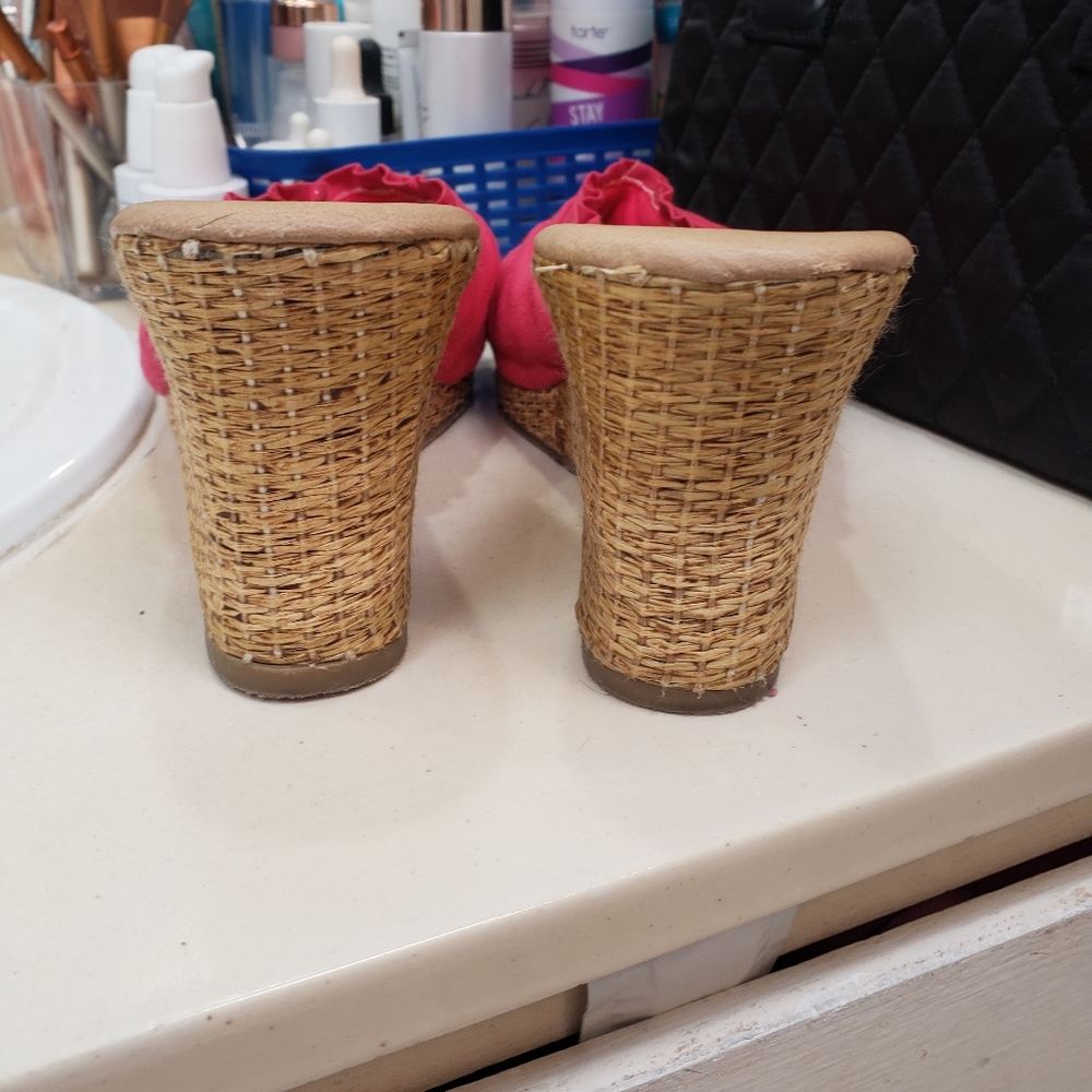 Call it Spring Pink Wedges - Picture 3 of 5